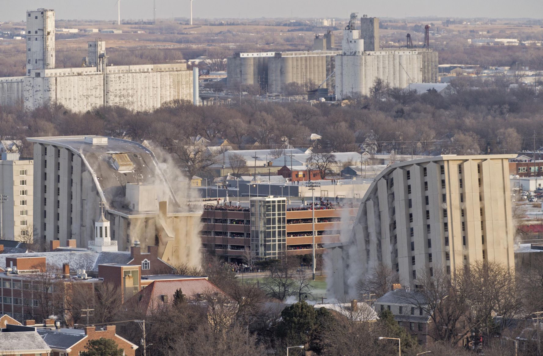 Implosion 6